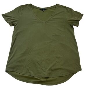 Tresics Olive Green Short Sleeve Boyfriend Top Women's Size Medium